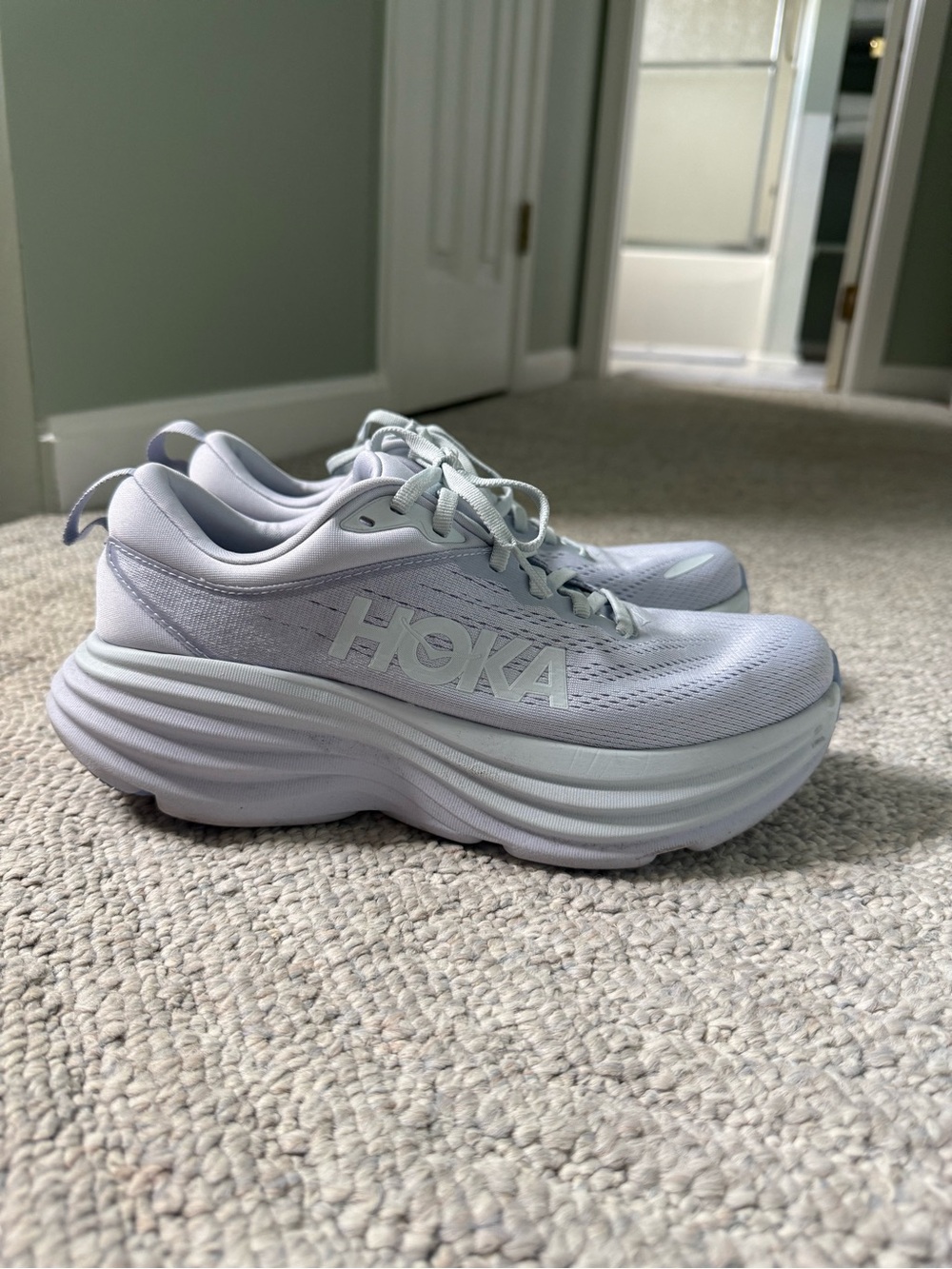 HOKA Bondi 8 Sneakers - Picture 4 of 7
